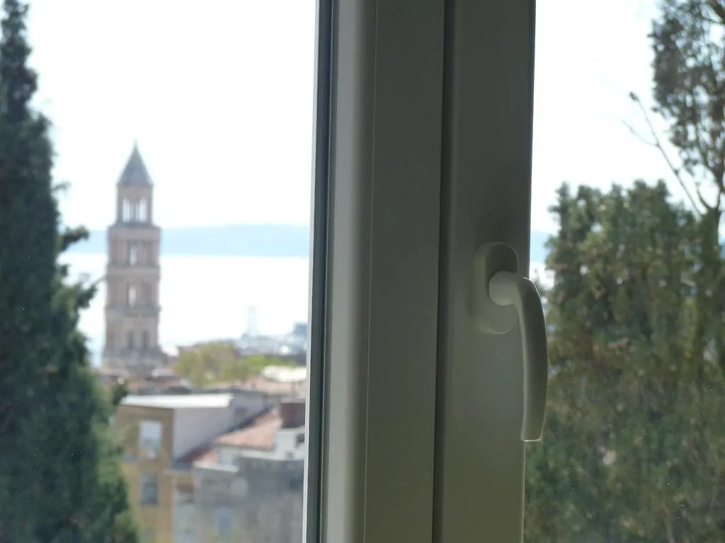 Apartments Fragola Spalato 0*,