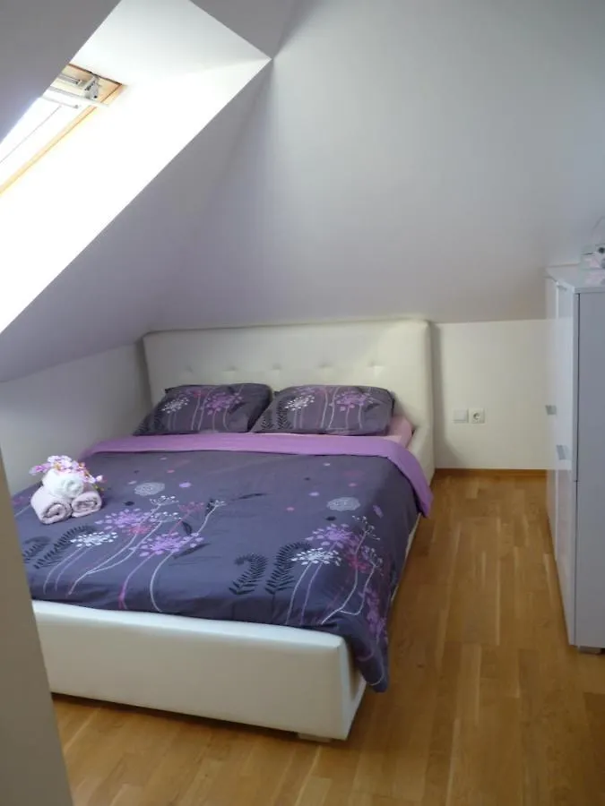 Apartments Fragola  Split